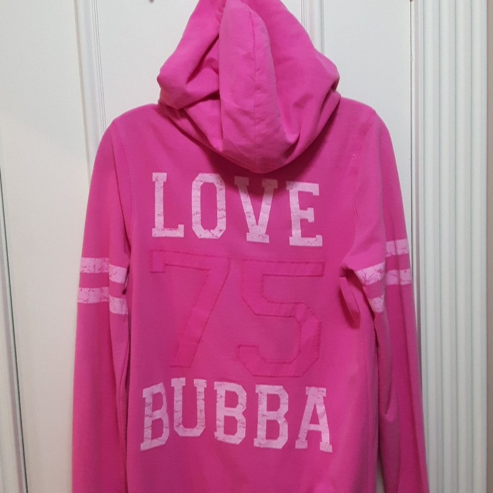 🛍 Bubba Gump sweater